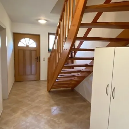 Haus Sonnenwinkel, 1 * 징스트